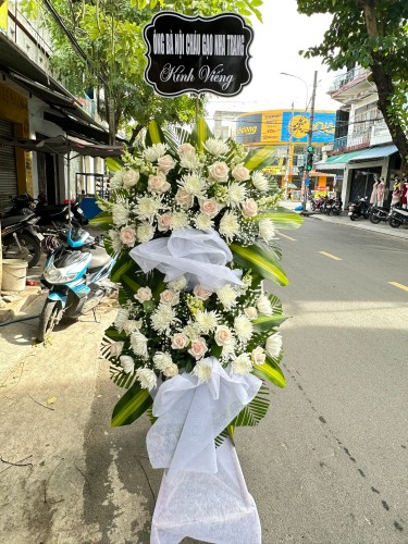 Kệ hoa viếng, chia buồn